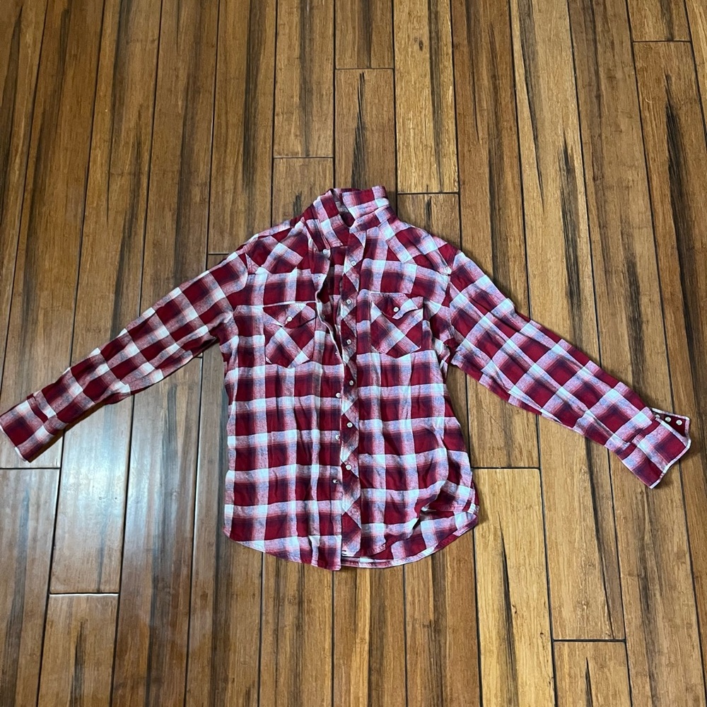 Men’s Wrangler pearl snap
